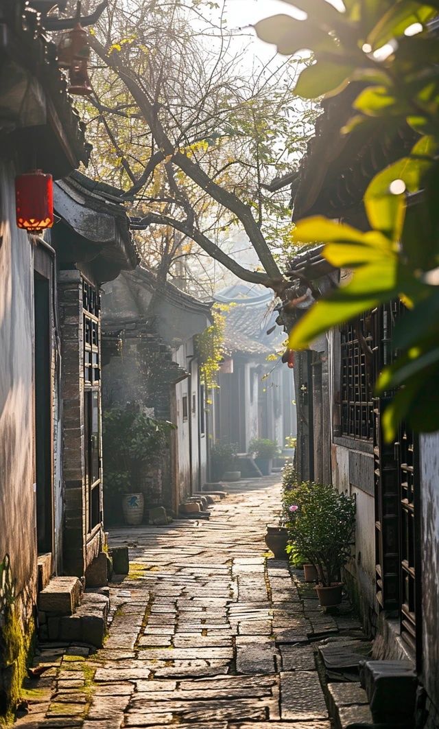 西塘古鎮，江南水鄉的一顆璀璨明珠,白墻黑瓦，古橋流水，弄堂幽深