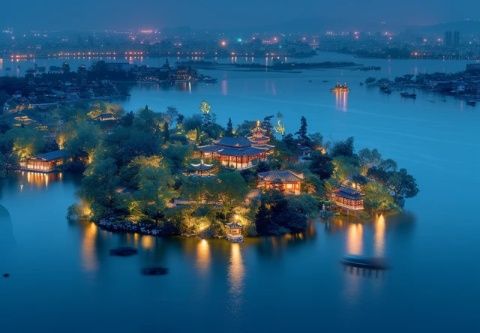 遼寧阜新：巨龍湖風(fēng)光美如畫(huà)水天一色如畫(huà)卷