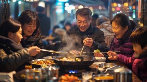 市井美味：牛雜牛骨湯糖水?dāng)偟臒熁饻厍榕c滋味探秘