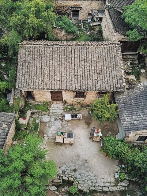 深圳美食：水圍村里的地道小吃，藏龍臥虎的美食一條街！