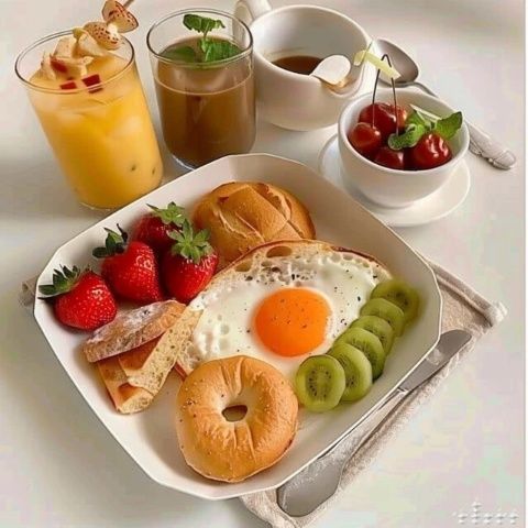 適合曬美食發(fā)的朋友圈文案(發(fā)美食文案)