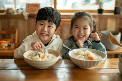 意外美食之行:兄妹面對生活困境與突如其來的神秘幫助