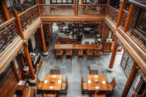 探索太原老街小巷:高考志愿填報后的地道美食之旅