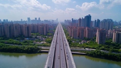 給力自從高鐵漲價,大家的出行方式可真是發生了翻天覆地的變化,想想