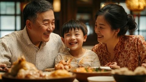 兄妹餐館點(diǎn)餐的抉擇:一份牛肉面背后的親情與成長考驗(yàn)