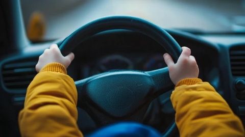夏天兒童被困車內自救常識與技巧