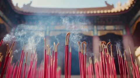 中國(guó)人必知的文化常識(shí)一個(gè)時(shí)辰是2小時(shí),一瞬間是0.26秒,一炷香是30分鐘