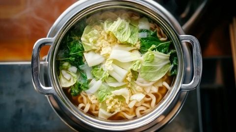 寒冷冬日來碗蹄花湯,酸菜的加持讓這道菜有了靈魂!