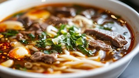 江夏區金口鎮牛肉粉探尋記：郭戰牛肉粉，當地人常去的老字號美食店，味道如何？