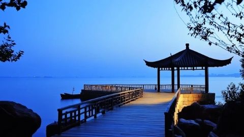 2021年終避暑之旅:來到了萬峰林景區(qū)