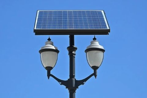 如何選擇一款合格的太陽能路燈控制器?