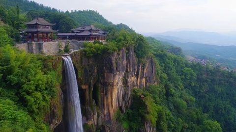 貴陽小七孔:融合自然風光與人文景觀的奇妙之旅