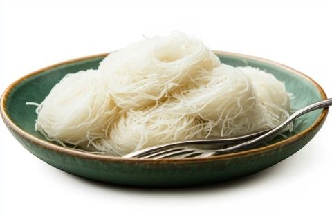 廣西特色小吃:南寧粉蟲,形美味佳,深受喜愛