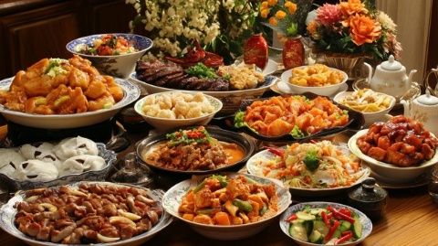 金蛇年大年初四必吃！7款傳統(tǒng)美食寓意滿滿，新年好運(yùn)從餐桌上開(kāi)始！