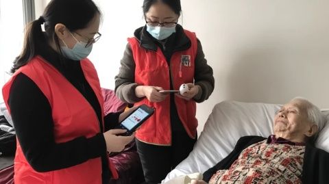 青島今日:兒子接種疫苗的第二站
