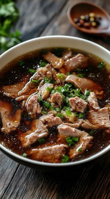 臘月必嘗美味：臺灣正宗鹵肉飯，營養(yǎng)豐富，日銷冠軍！