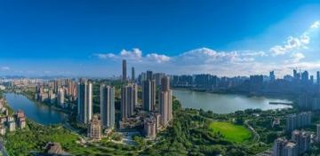 大家好,上次給你們見紹深圳梧桐山,今天我要向大家介紹的是中國南方的一座美麗湖泊—