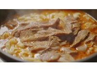 甘肅美食:味道濃烈的回民菜、色香俱全的羊肉等