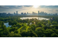 深圳的5A級景區之一是深圳灣濕地公園。