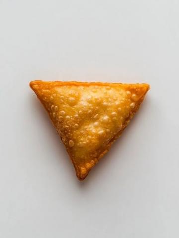在短視頻上看到介紹網紅小吃——如皋老吳蝦糍很是火爆