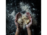 輕松學會在家做美味小籠包：方便簡單，家庭必備美食秘籍！