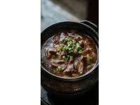 
冬日特色韶關乳源瑤族豬頭肉食譜：在家自制少數民族美味佳肴