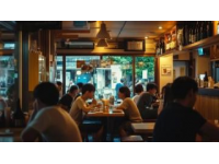 成都西門貝森路：從普通街道到網紅美食天堂的轉變與美食探秘