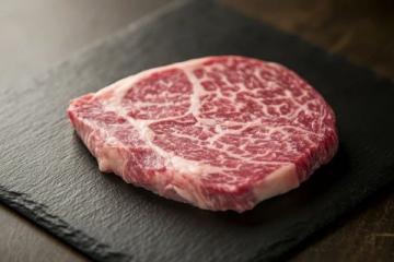 舌尖上的美食鐵板牛肉(鐵板牛肉舌尖上的美味享受)