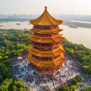 杭州:普通人的低成本逆襲之路?