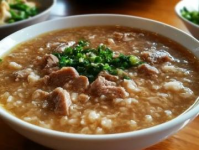 自制豬油拌飯：豬板肉熬制豬油的做法