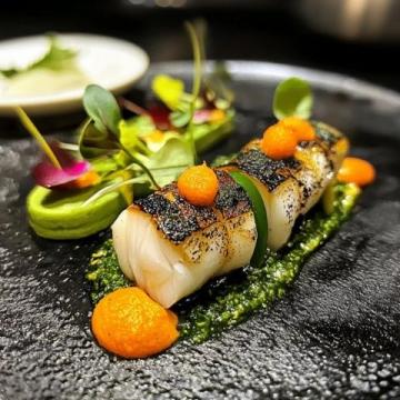 你能想象嗎?有一種美食,只需一口,軟糯香甜便在舌尖上肆意綻放