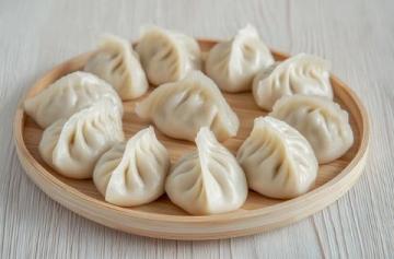 廣州經(jīng)典早茶推薦:陶陶居特色點(diǎn)心體驗(yàn)