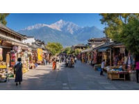 探索麗江：云中漫步，古城詩意之旅