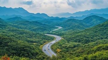 貴州地區有十條小眾摩旅寶藏路線，以下列舉其中四條