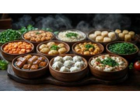 山東美食以其豐富多樣和獨特風味著稱，以下是幾道代表性的山東美食