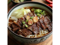 蘭州牛肉面，又稱蘭州拉面，是中國甘肅省蘭州市的傳統特色面食