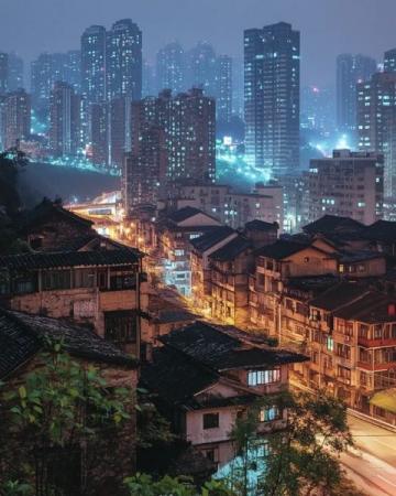 揭秘新興網絡勝地:重慶市九龍坡區西彭鎮未啟用公路走紅全網