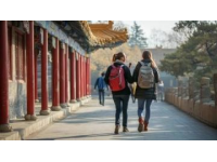 開封老河美食街人氣攤位揭秘：口碑與熱度的較量