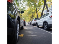 廈門小區車位月租高至2100元，業主感到非常不滿。