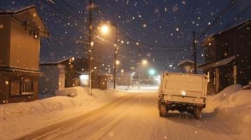 麻州大雪達76厘米,致3500航班取消