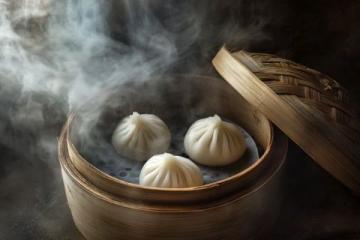 全聚德烤鴨與狗不理包子:傳統(tǒng)美食中的創(chuàng)新故事