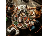 1年吃掉3000只蚊子，8年才能長大，如今卻被做成美食端上餐桌！