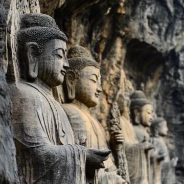 恩施利川:亞洲最大溶洞騰龍洞與土家族美食之旅