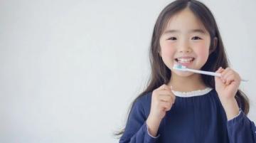 兒童口腔護理指南:乳牙保健與早期干預的重要性