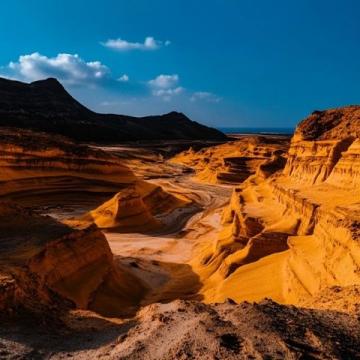 寧夏5天4晚深度游:沙漠探險與人文體驗指南