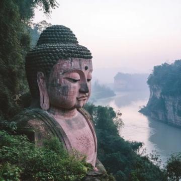 探索樂山網(wǎng)紅地:兩天深度游攻略