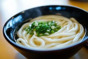 貴州一殯儀館米粉為什么會好吃到排長隊？