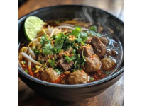 臨汾牛肉丸子面為何呈金黃色及其背后的故事