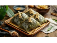 
廈門中山路步行街：必嘗1980燒肉粽，品味廈門美食文化