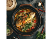 經典川菜水煮魚：麻辣鮮香，魚片嫩滑，湯汁濃烈
